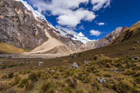 在安第斯山脉的山风景