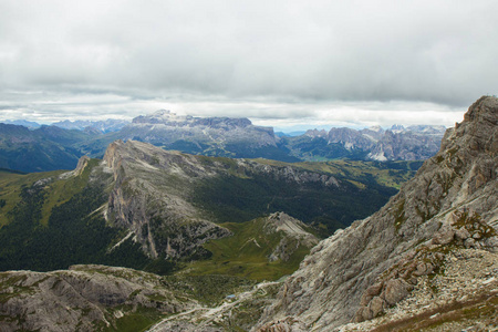 帕苏丰杜 Falzarego, 白云岩, 南 Tirol, 意大利的风景景观