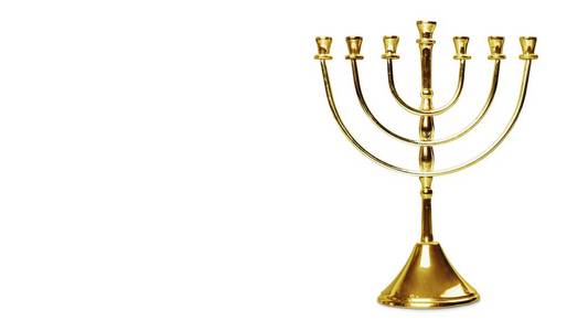 金色的犹太烛台