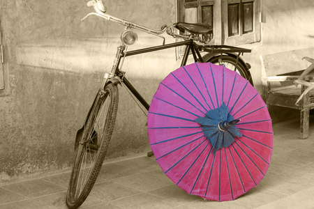 与红伞复古风格复古自行车