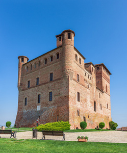 意大利格林扎凯沃尔城堡