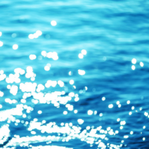 波光粼粼的水背景图片