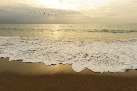 日落海滩波