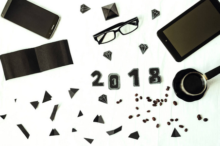 工作.黑色的风格。白色背景。新年计划。2018年。计划目标