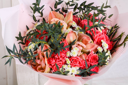 浪漫花束与各种各样的花