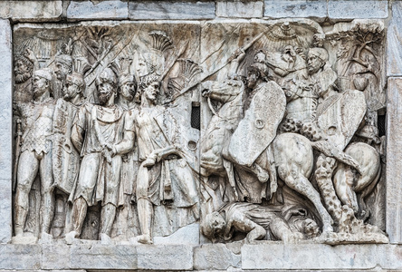 拱的君士坦丁在罗马的建筑细节