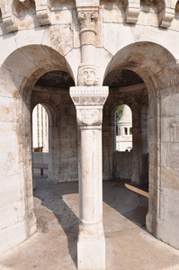 拱门和柱子渔人堡垒布达佩斯