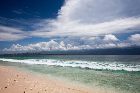 印度尼西亚吉利米诺岛美丽的海滨