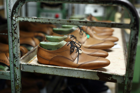 鞋匠缝制鞋