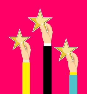 手里握着一颗金色的星星投票, 用户审查, 反馈概念。平面设计中的矢量图示