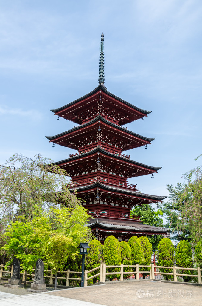 在东北,日本的五层宝塔