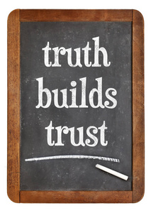 真理建立信任黑板标志