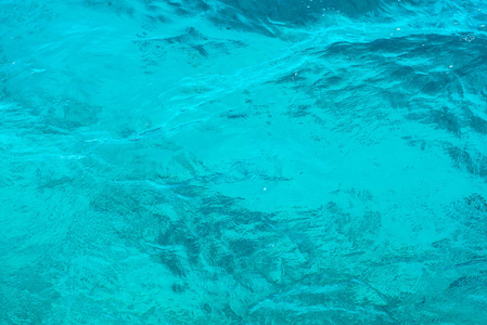 红海背景。水背景。水的绿松石颜色