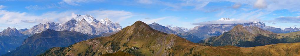 芒 Marmolada 和芒蝶鞍全景