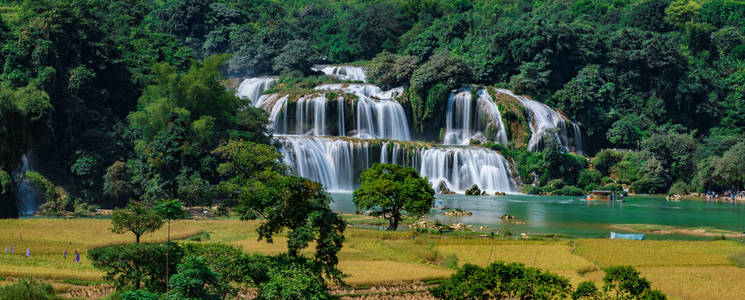 Gioc德天 waterfallban Gioc 瀑布是越南最壮观的瀑布, 位于大坝翠公社, Trung 庆区, 曹浜。Gio