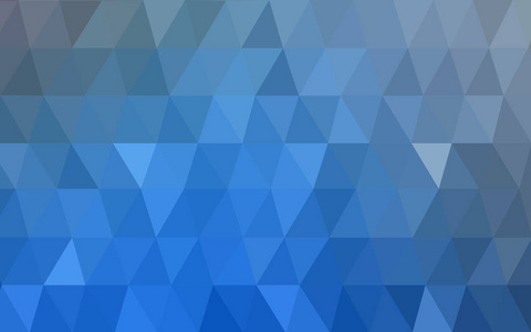 淡蓝色的多边形设计模式，三角形和梯度的折纸样式组成的