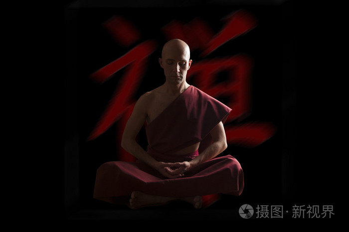 佛教和尚的冥想的姿势