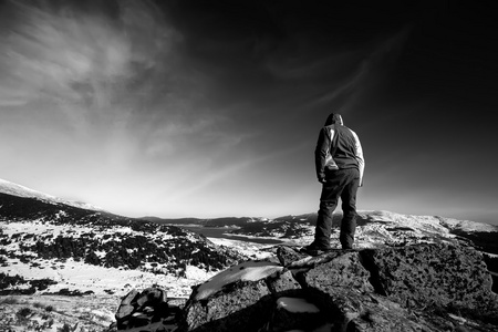 bw 山风景用登山者