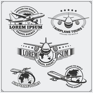 飞机旅行标签 标志 徽章和设计元素。复古风格