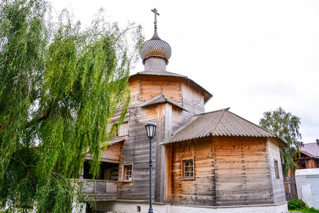 木三位一体教会 1551。Sviyazhsk 是俄罗斯鞑靼共和国的一个农村地区 selo, 位于伏尔加河和 Sviyag