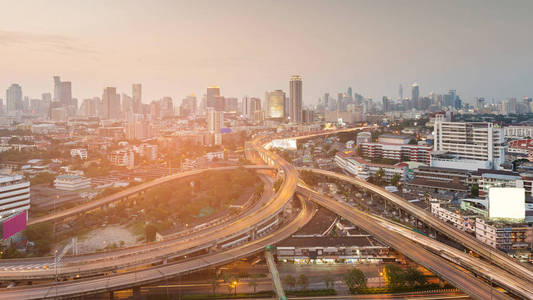 曼谷城市商业区与立交桥公路交叉路口, 城市背景, 泰国