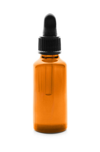 白色背景的柑橘精油瓶