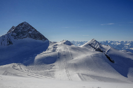 tuxer ferner冰川在奥地利2015年
