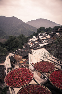 旧中国太阳作物屋顶在中国农村