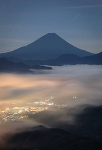 夏天的云海富士山