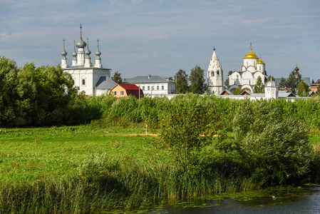 苏兹达尔古教堂俄罗斯的 金环。俄罗斯的历史名胜和建筑