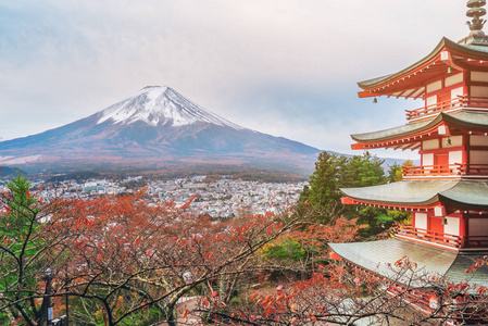 富士山，Chureito Pagoda 在秋天