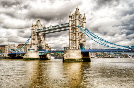 伦敦塔桥，在伦敦的历史地标