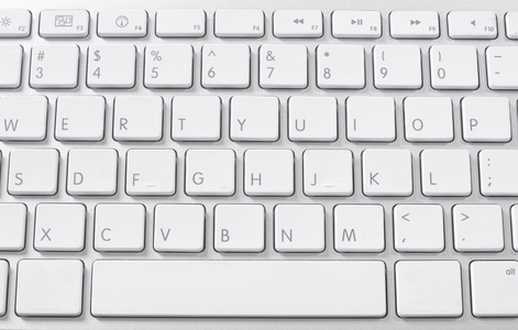 台式计算机键盘部分是白色的颜色