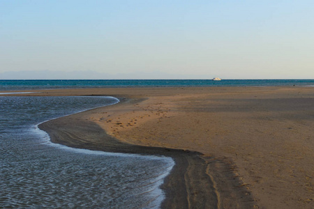 海的风景海岸衰退