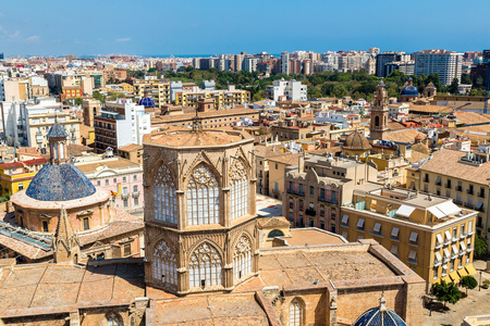 Valencia 空中的天际线