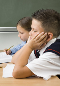 铅笔 同学 学校 挽歌 书桌 白种人 课程 等级 女孩 孩子们