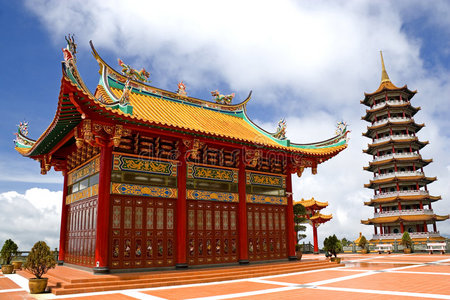 宝轮寺塔图片