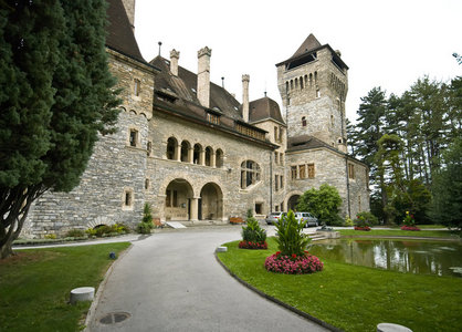 瑞士城堡图片