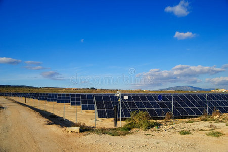太阳能发电厂。
