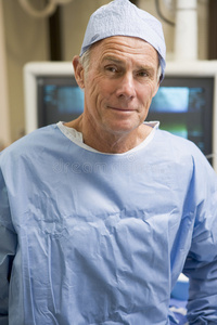 外科手术服上的外科医生画像