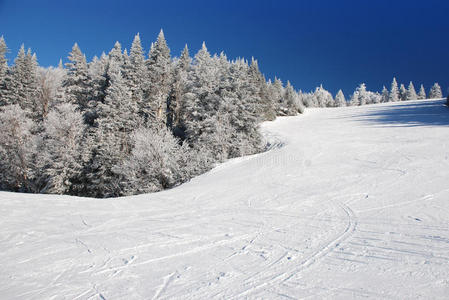 滑雪山