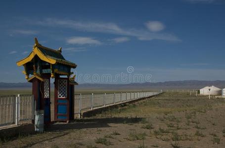 戈壁沙漠蒙古包营地