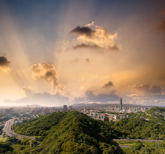 台北美丽的日落城市景观图片