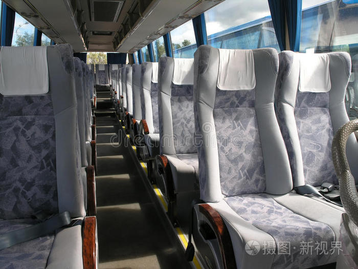 夜间通勤火车站客车内部现代列车内部设置黄色客运图标汽车设计马车