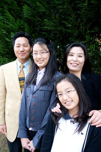 亚洲人家庭