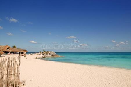 加勒比海墨西哥图勒姆绿松石热带海滩