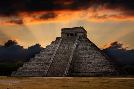 墨西哥奇琴伊察的玛雅金字塔