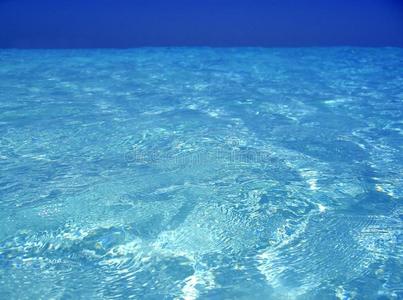 坎昆加勒比海蓝绿色海水