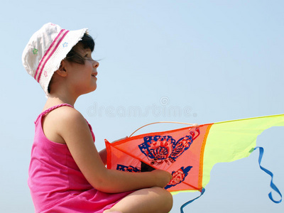 玩风筝的小女孩