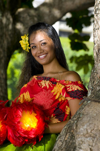 年轻的夏威夷女孩
